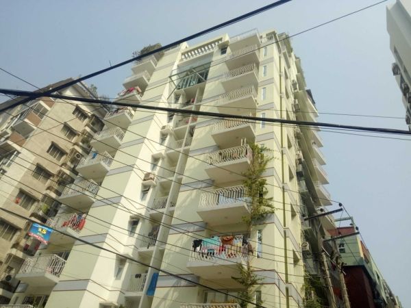 3 Bedrooms Residential Properties for Rent