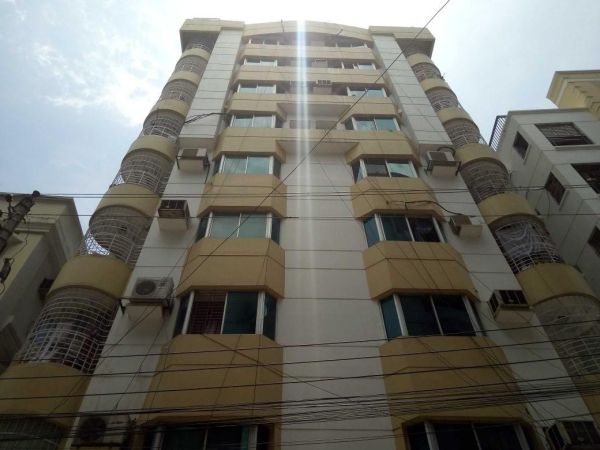 3 Bedrooms Residential Properties for Rent