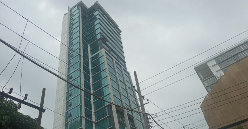  Bedrooms Commercial Properties for Rent