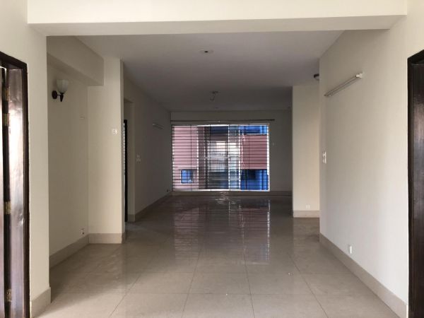 3 Bedrooms Residential Properties for Rent