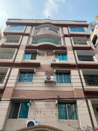 3 Bedrooms Residential Properties for Rent