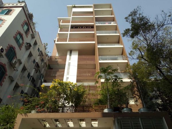 4 Bedrooms Residential Properties for Sale