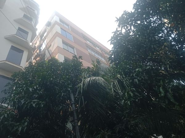 4 Bedrooms Residential Properties for Rent