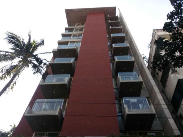 4 Bedrooms Residential Properties for Rent