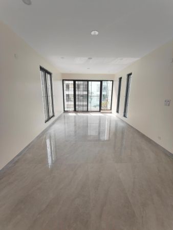 4 Bedrooms Residential Properties for Rent