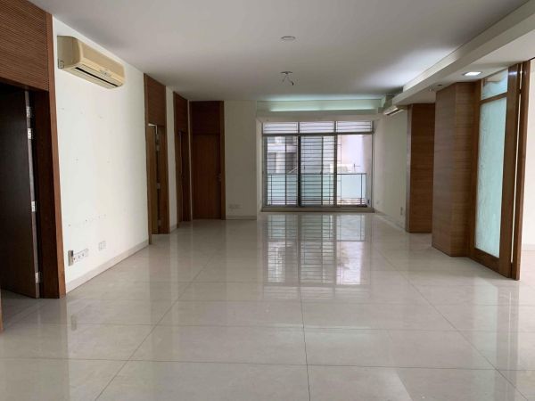 3 Bedrooms Residential Properties for Rent