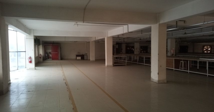  Bedrooms Commercial Properties for Rent