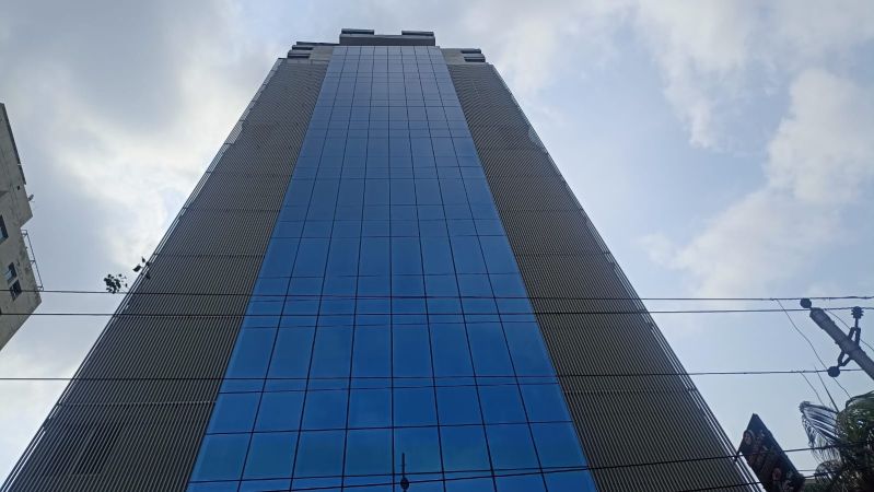  Bedrooms Commercial Properties for Rent