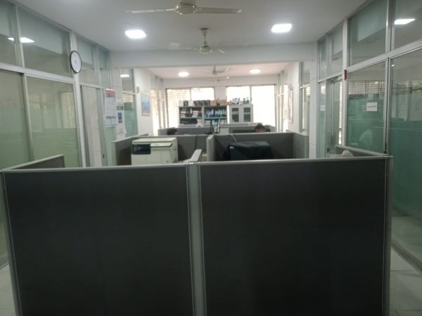  Bedrooms Commercial Properties for Rent
