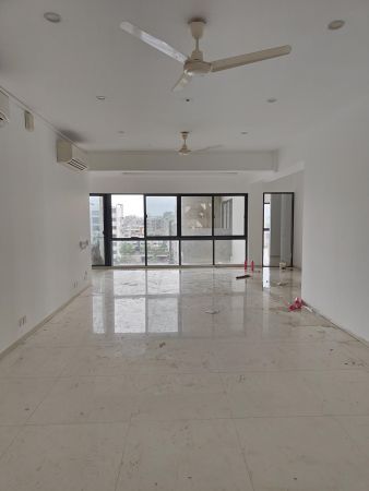 4 Bedrooms Residential Properties for Rent