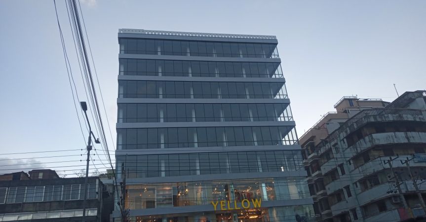  Bedrooms Commercial Properties for Rent