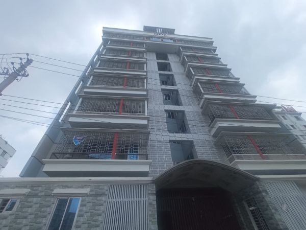 3 Bedrooms Residential Properties for Rent