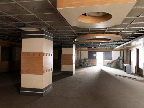  Bedrooms Commercial Properties for Rent