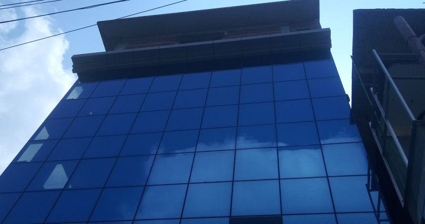  Bedrooms Commercial Properties for Sale