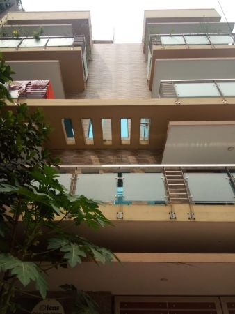3 Bedrooms Residential Properties for Rent