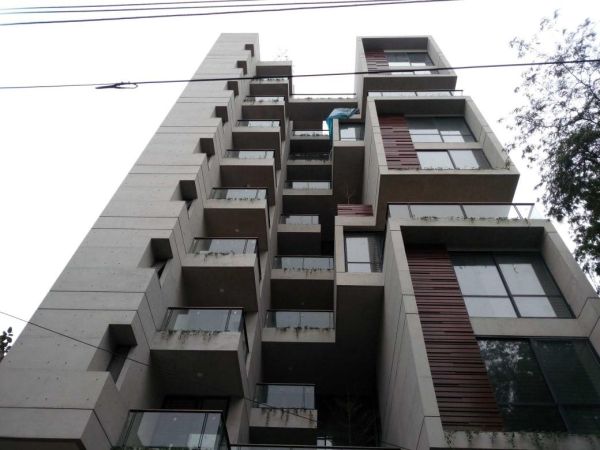 4 Bedrooms Residential Properties for Rent