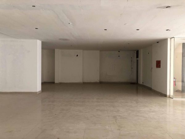  Bedrooms Commercial Properties for Rent