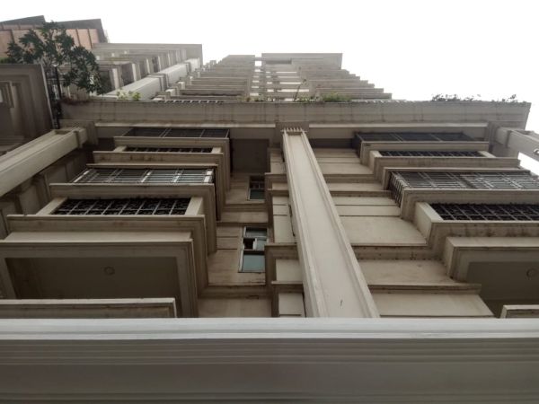  Bedrooms Commercial Properties for Rent
