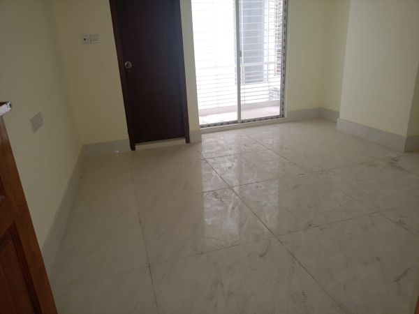 4 Bedrooms Residential Properties for Rent