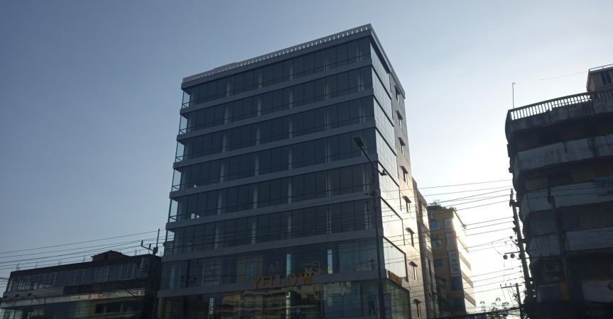  Bedrooms Commercial Properties for Rent