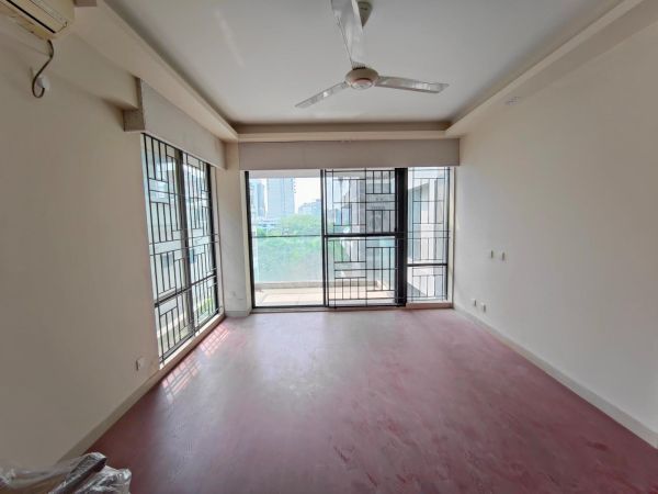 4 Bedrooms Residential Properties for Rent