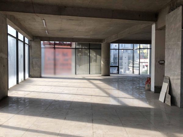  Bedrooms Commercial Properties for Rent