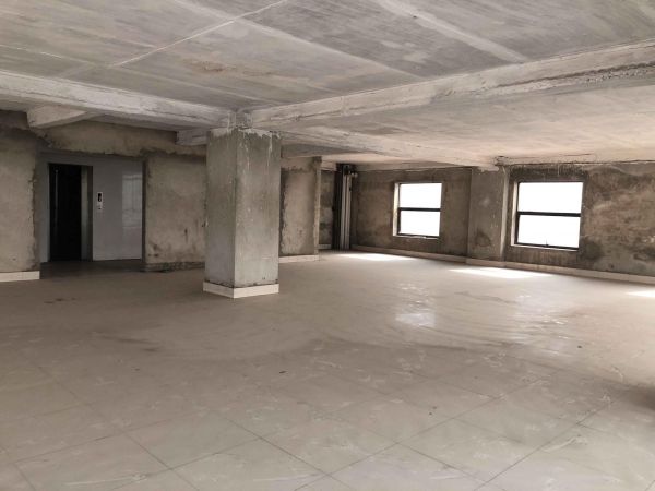  Bedrooms Commercial Properties for Sale