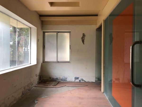  Bedrooms Commercial Properties for Rent