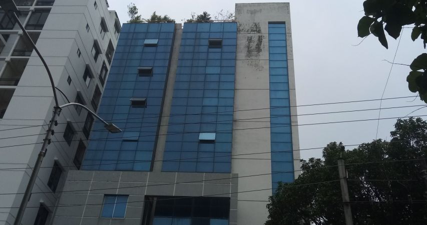  Bedrooms Commercial Properties for Rent