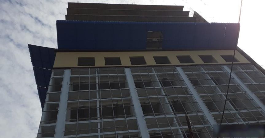  Bedrooms Commercial Properties for Sale