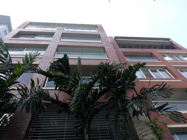 3 Bedrooms Residential Properties for Rent