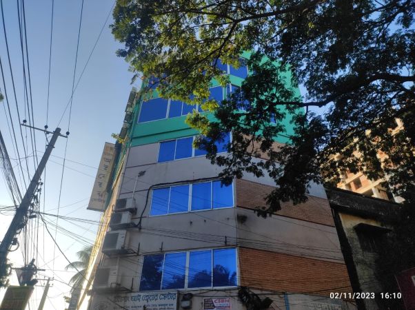  Bedrooms Commercial Properties for Rent