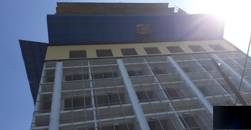  Bedrooms Commercial Properties for Sale