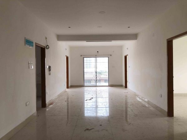 4 Bedrooms Residential Properties for Rent