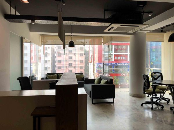  Bedrooms Commercial Properties for Rent