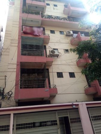 4 Bedrooms Residential Properties for Rent