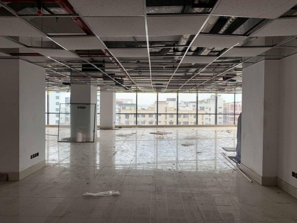  Bedrooms Commercial Properties for Rent
