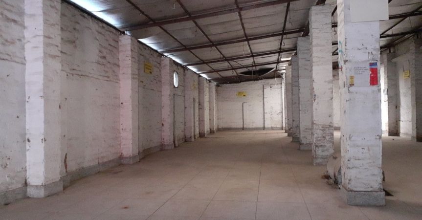  Bedrooms Commercial Properties for Rent