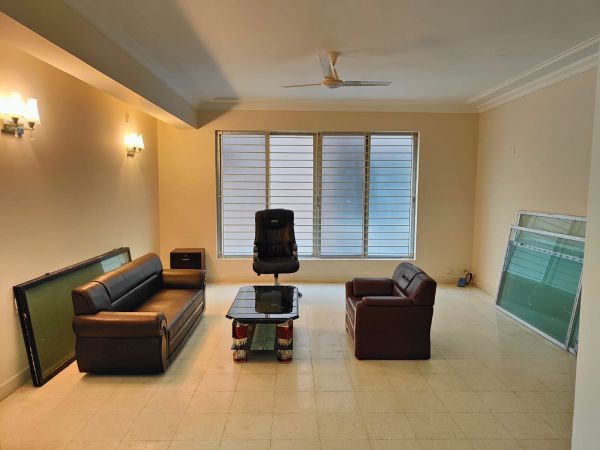 4 Bedrooms Residential Properties for Rent