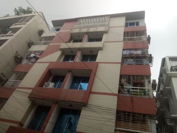 4 Bedrooms Residential Properties for Rent