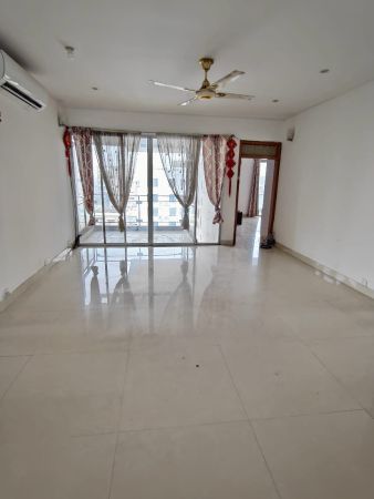 4 Bedrooms Residential Properties for Rent