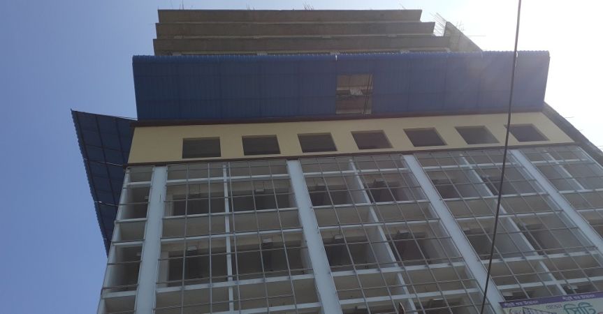  Bedrooms Commercial Properties for Sale