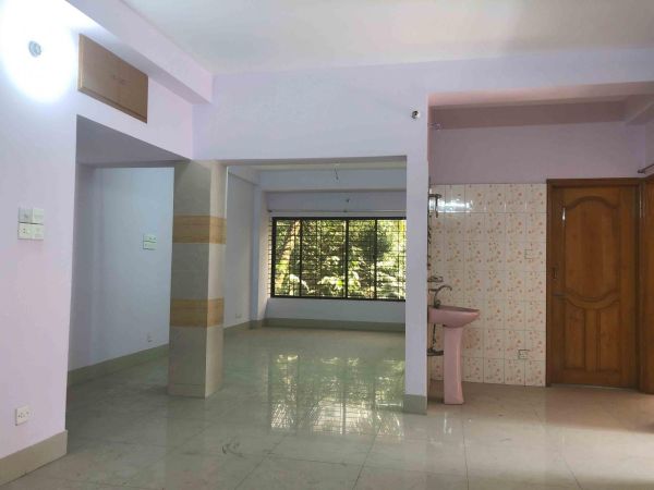 4 Bedrooms Residential Properties for Rent