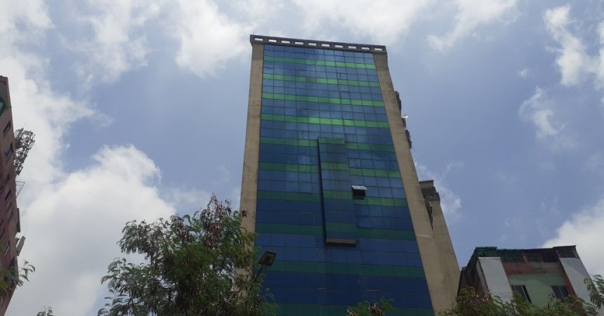  Bedrooms Commercial Properties for Rent