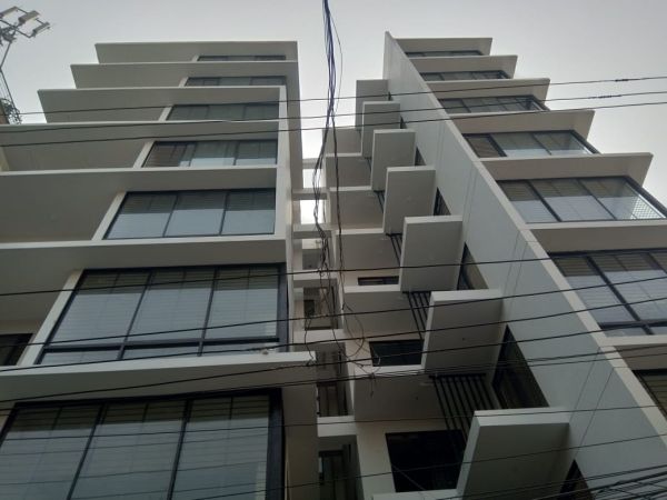 3 Bedrooms Residential Properties for Rent