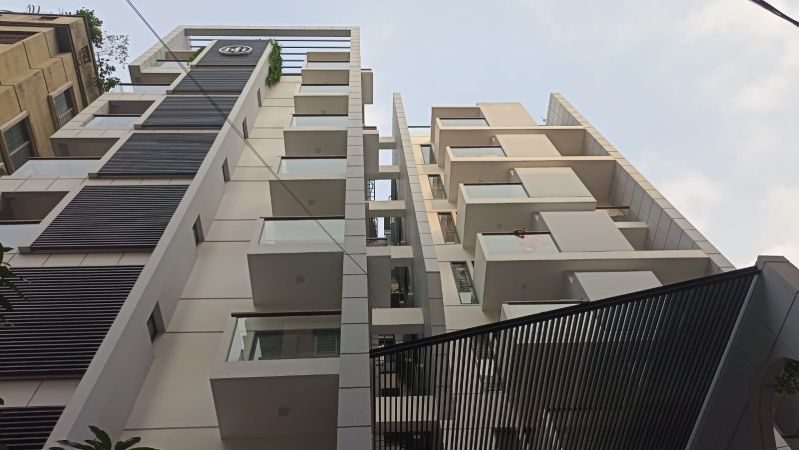 3 Bedrooms Residential Properties for Rent