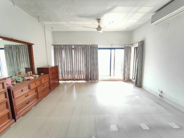5 Bedrooms Residential Properties for Rent