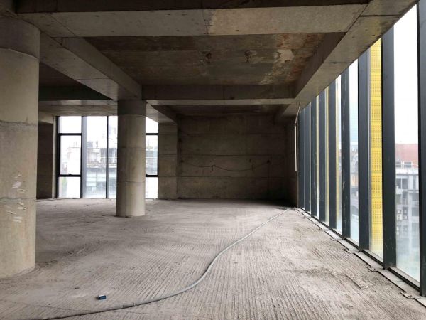  Bedrooms Commercial Properties for Rent