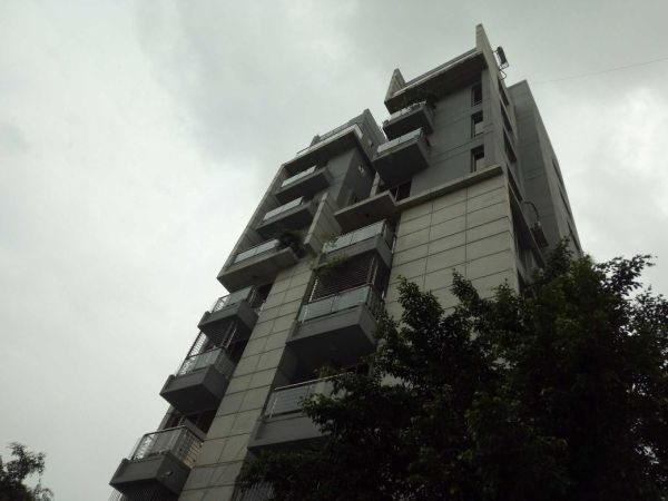 3 Bedrooms Residential Properties for Sale