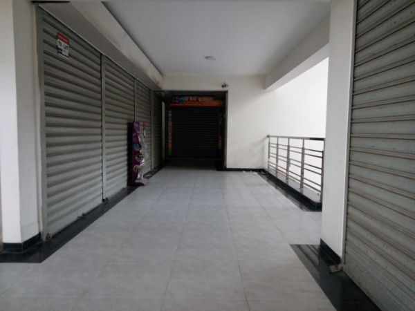  Bedrooms Commercial Properties for Sale